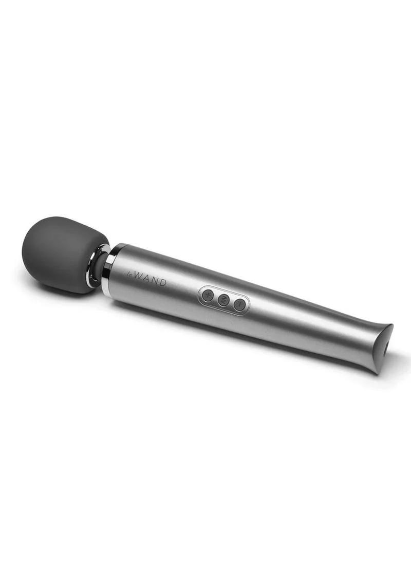 Le Wand Rechargeable Silicone Massager - Image 5